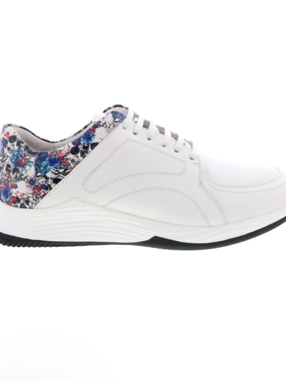 Robert Graham White Leather Sneaker with skulls Collar